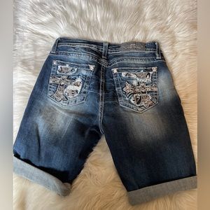 Miss Me Bermuda Shorts Size 27